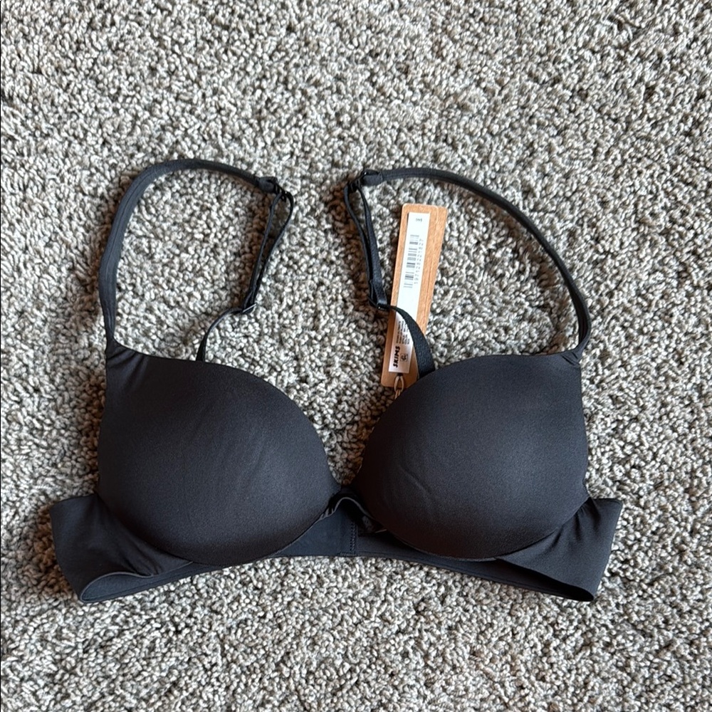 SKIMS Classic Black Women's Bra